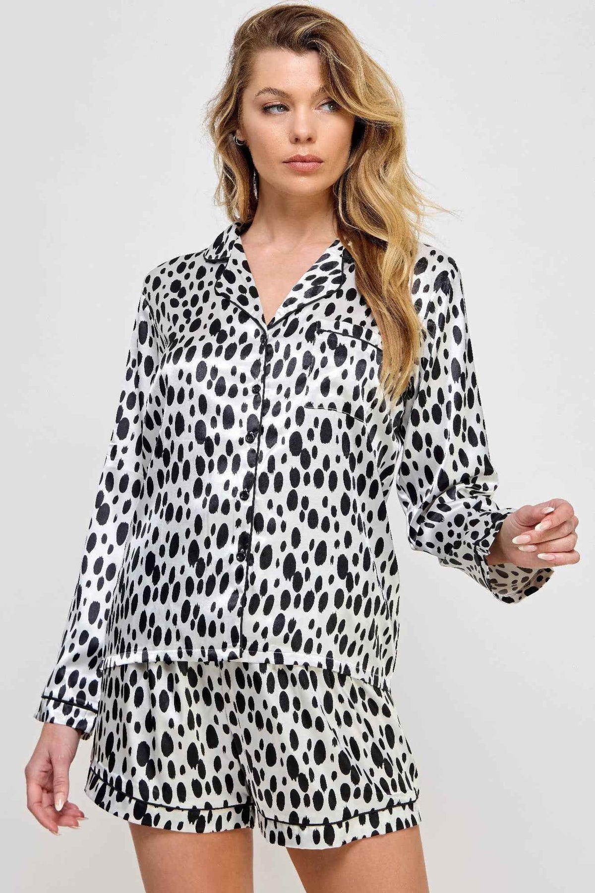 Dalmy PJ Set in black and white