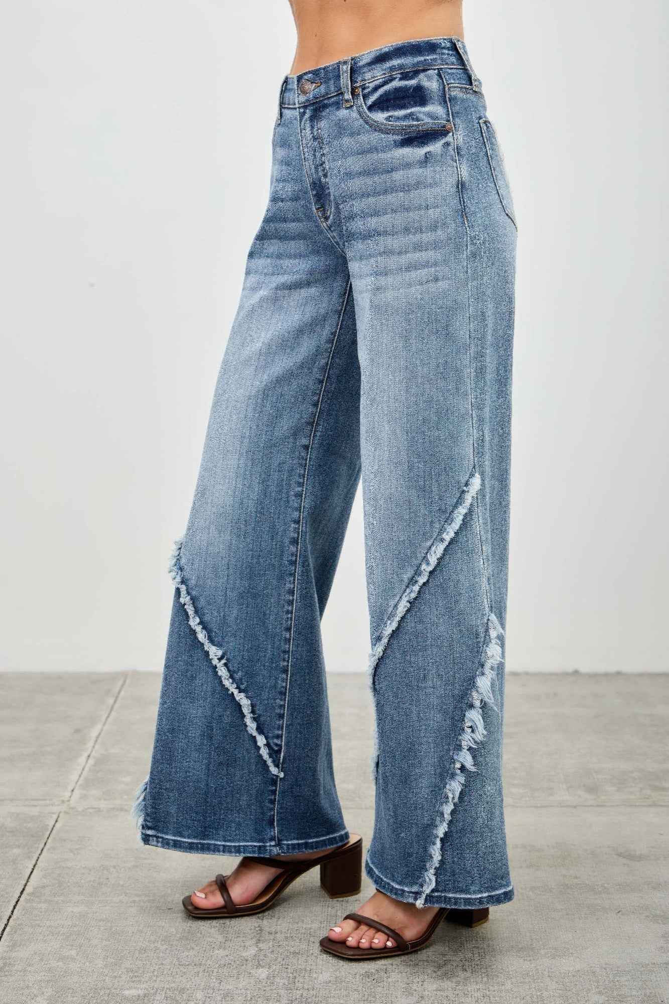 Mid Rise Wide Frayed Seam
