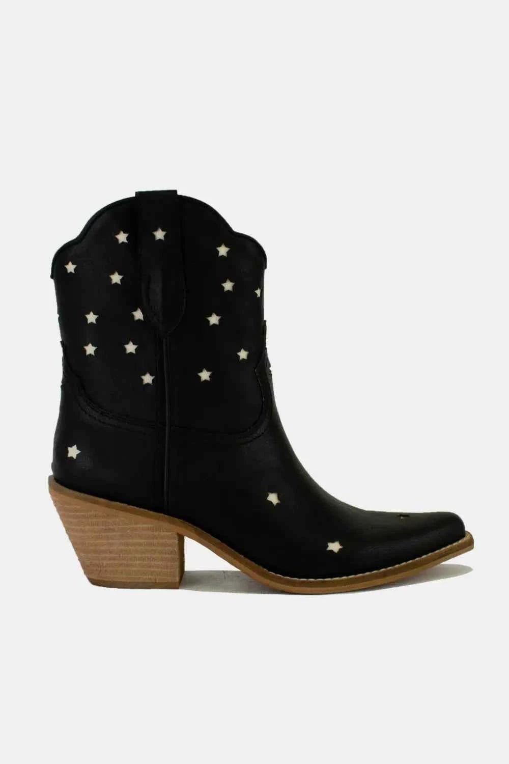 Beast Fashion Faux Leather Star-Shaped Cutouts Point Toe Boots - Liorienne