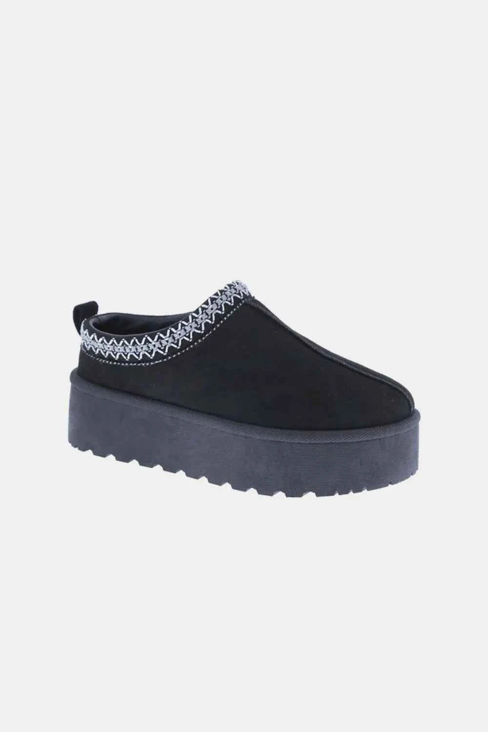 Platform Embroidered Trim Slip-On Boots - Weeboo