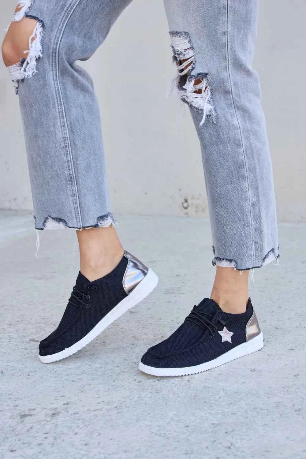 Forever Link Star Lace-Up Flat Sneakers - Liorienne