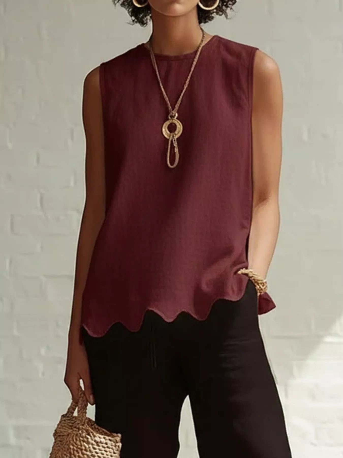 Full Size Scalloped Hem Sleeveless Tank Top Plus Size - Liorienne