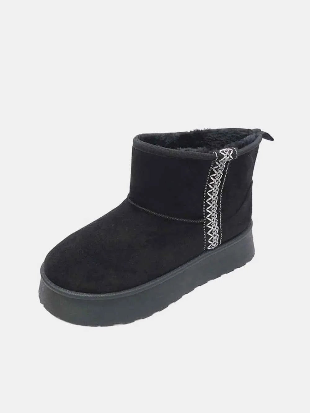 WILD DIVA Round Toe Platform Boots - Liorienne