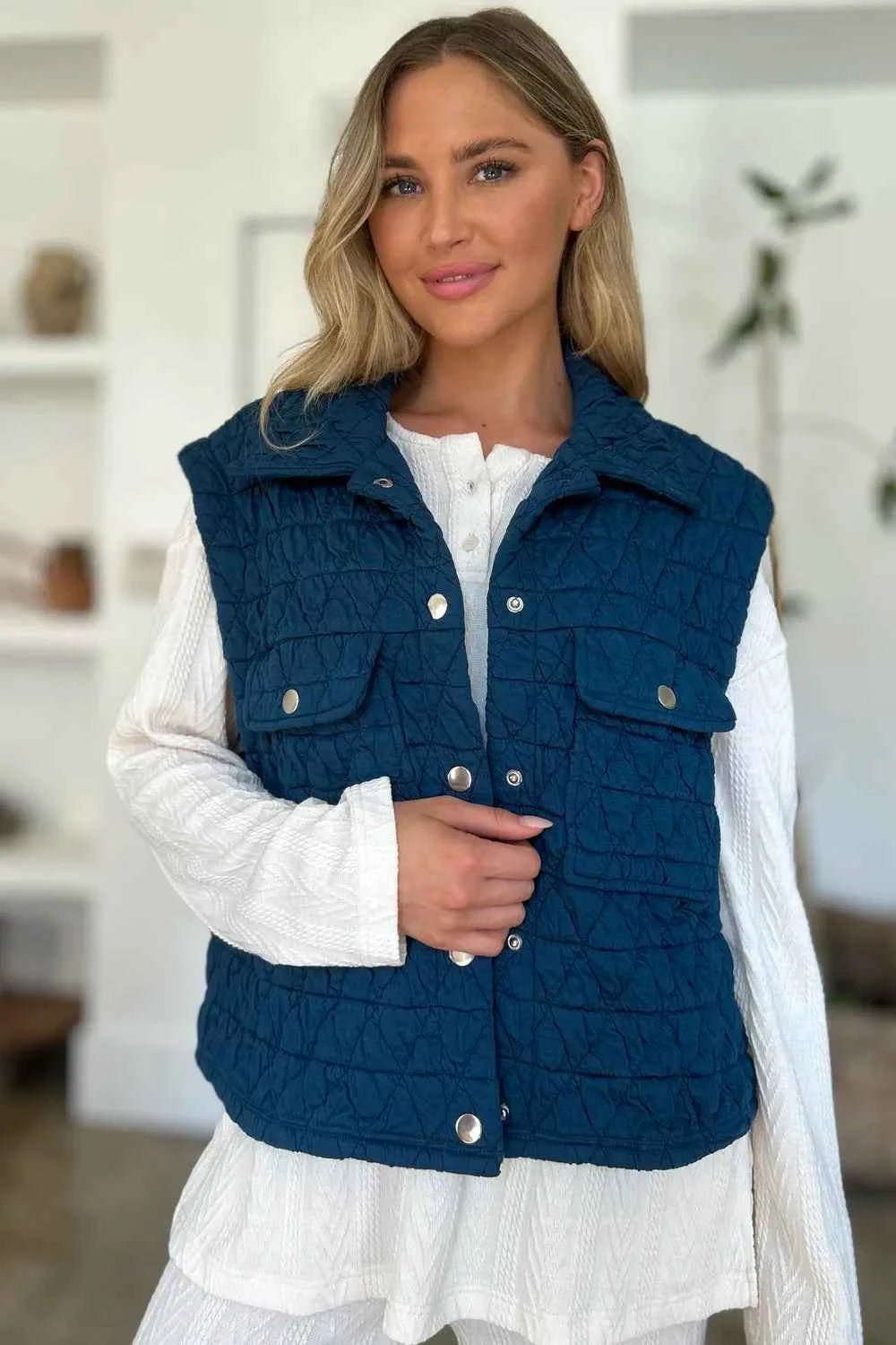 Women's Pocketed Texture Snap Down Vest Coat – Double Take - Liorienne